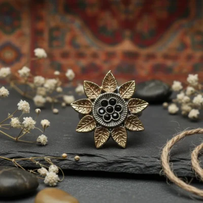 Antique Floral Statement Ring – Black Stone Adjustable Sun Ring for Women
